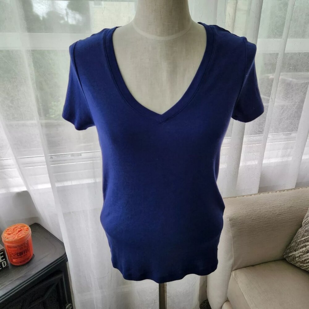 Vineyard Vines Small V Neck Tee Shirt Navy Blue Perfect Short Sleeve womens